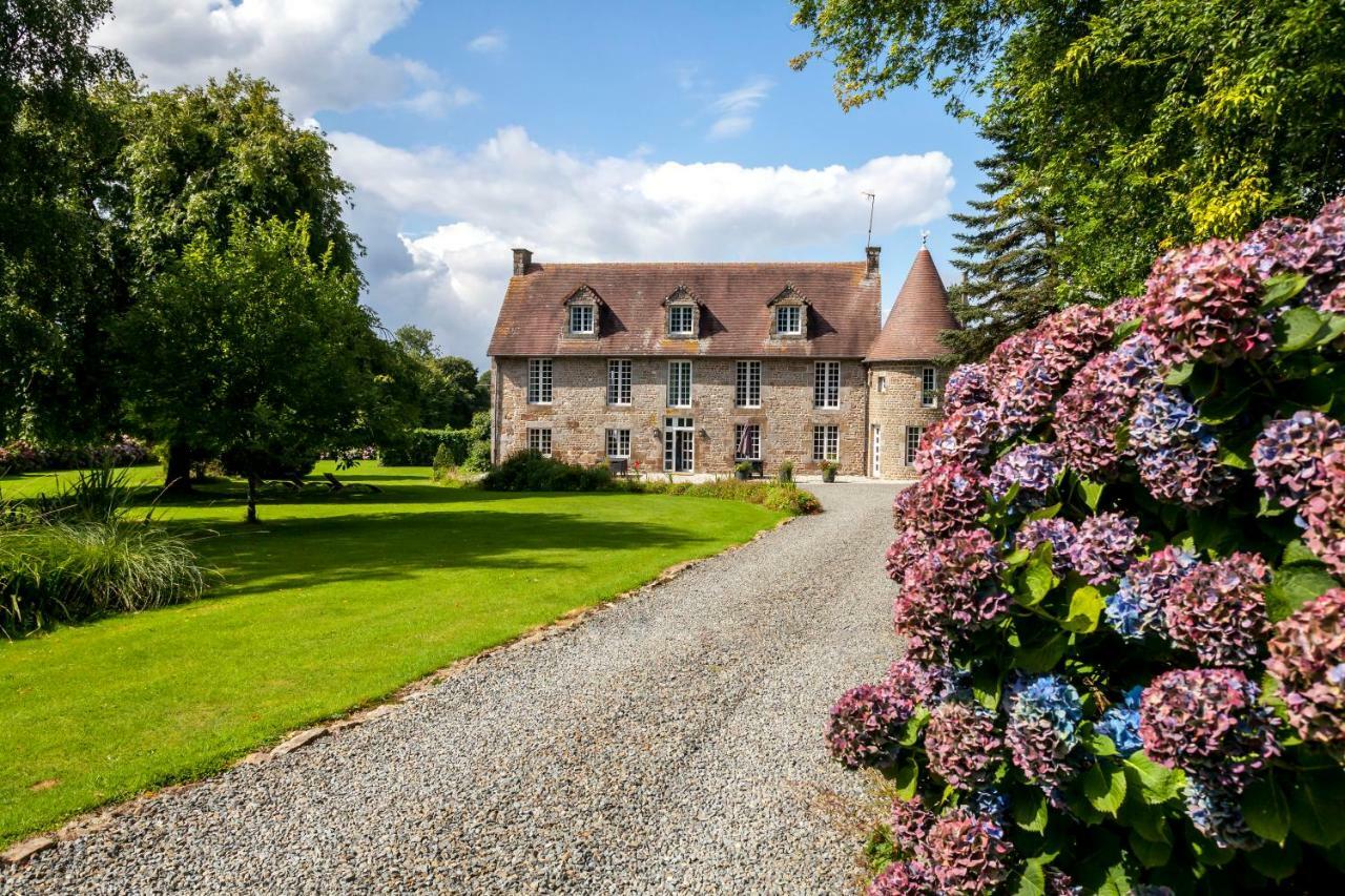 Manoir De La Porte Hotell Sainte-Pience Exteriör bild