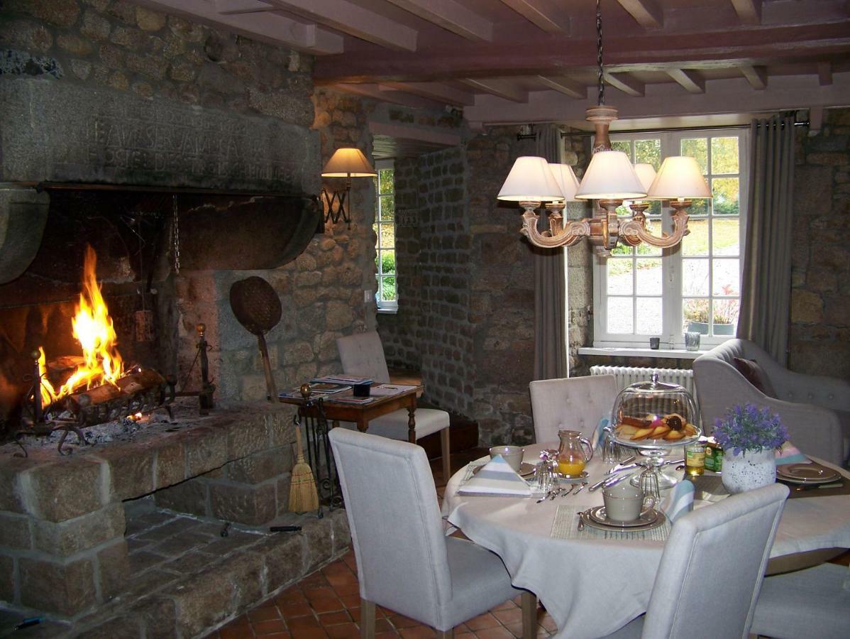 Manoir De La Porte Hotell Sainte-Pience Exteriör bild